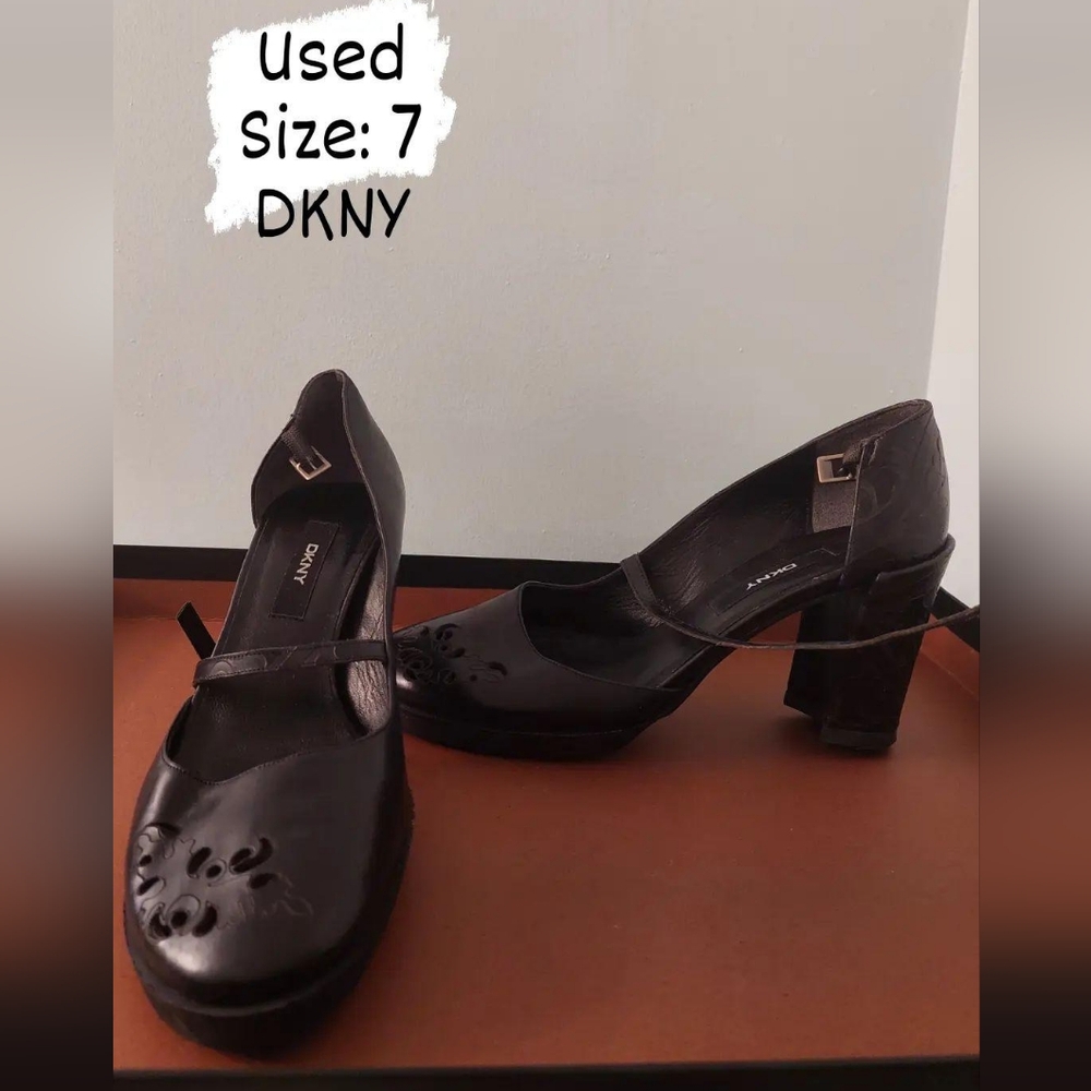 DKNY pumps heels
